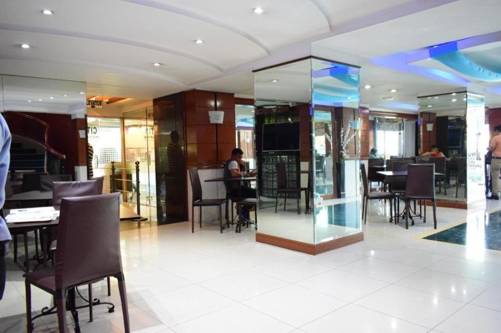 Citystate Hotel Quiapo Манила Екстериор снимка