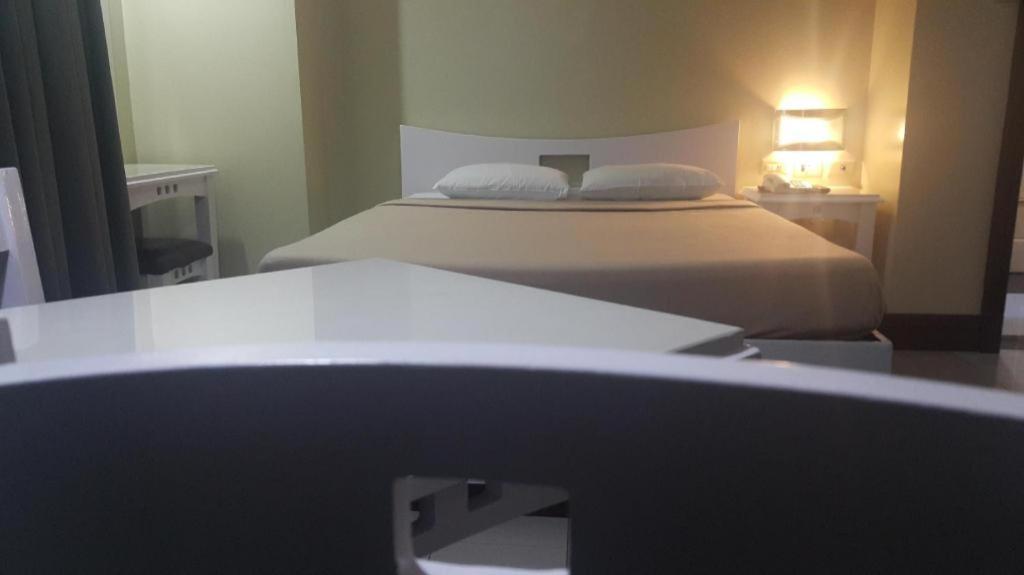 Citystate Hotel Quiapo Манила Екстериор снимка